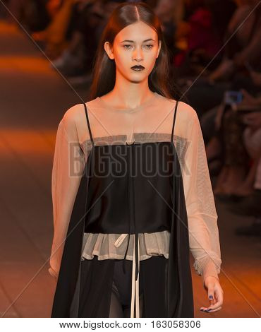 Dkny - Spring 2017 Collection
