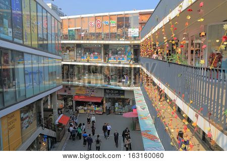SEOUL SOUTH KOREA - OCTOBER 20, 2016: Unidentified people visit Insadong Ssamji shopping street.