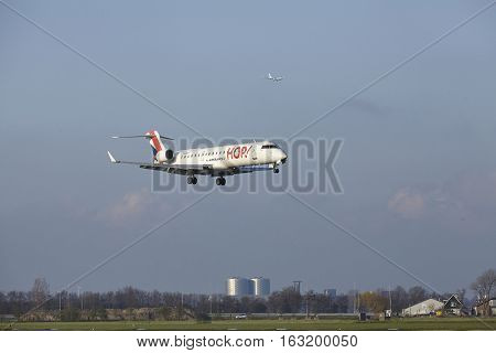 Amsterdam Airport Schiphol - Hop Bombardier Crj-701 Lands