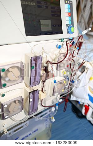 Hemodialysis hemodiafiltration at ICU (intensive care unit) replacement of renal function life threatening patient