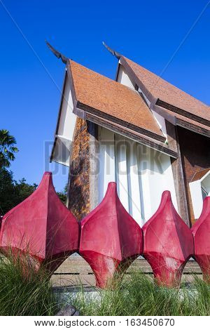 Sala Loi Temple located at Nakhon Ratchasima is an old temple at the Thao suranari built after the battle an army of Chao ANU. In 2370