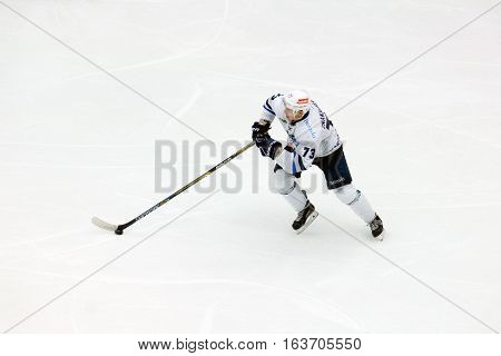 D. Znakharenko (73) Dribble