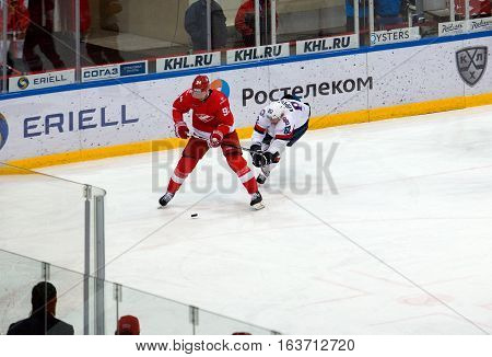 R. Stoa (94) And T. Kopecky (82) In Action