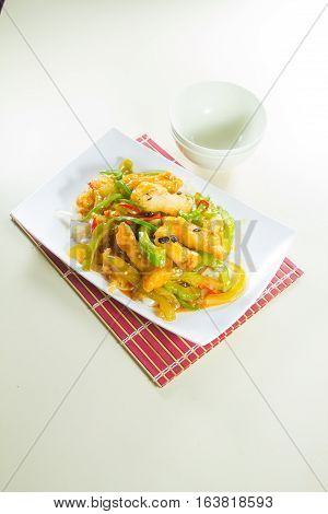 a chinese cuisine photo of fried noodles