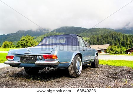 Mercedes-benz W113 230Sl
