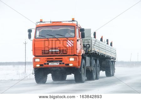 Kamaz 65221