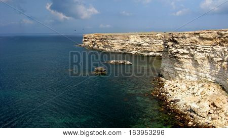 seascape rocky sea shore, clear water, beautiful landscape