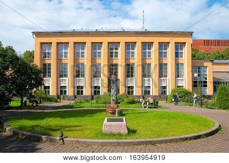 SAINT-PETERSBURG, RUSSIA, AUGUST 3, 2016: Peter the Great Sculpture and Botanical Museum in Botanic Gardens of the Komarov Botanical Institute of the Russian Academy of Sciences