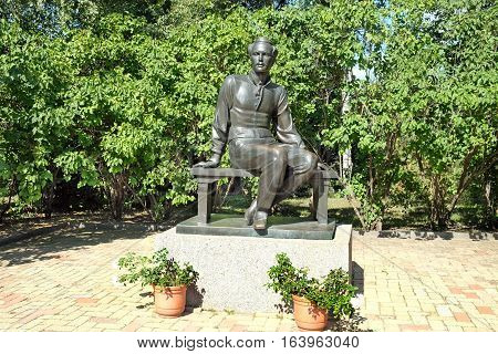 TARKHANI RUSSIA - AUGUST 28 2016: Monument to Michael. Lermontov in the State Lermontov Museum-Reserve Tarkhany