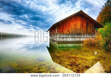 Misty And Sunny Morning On Altaussee Village. Sunny Autumn Scene In The Morning. Location: Resort Vi