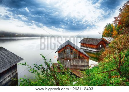 Misty And Sunny Morning On Altaussee Village. Sunny Autumn Scene In The Morning. Location: Resort Vi