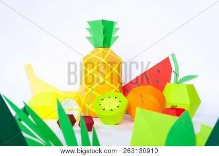 Concept Fruit Juice, Element Reklama. Splash From Lemon