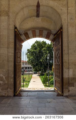 Edirne, Turkey - May 26, 2018:  Uc Serefeli Mosque Mosque In The Center Of City Of Edirne,  East Thr