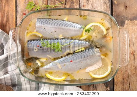 maquereau, fish cooking with wine