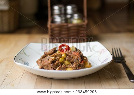 Tas Kebabi / Turkish Meat Food.