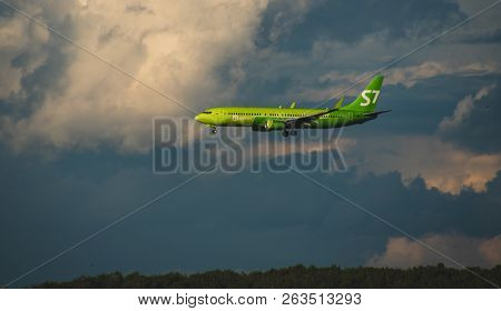 8 July 2018 Russia, Moscow. The Aircraft Boeing 737-800 S7 Airlines Is Landing At The Domodedovo Air