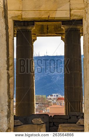 Ancient Temple Of Hephaestus Columns Agora Market Place Athens Greece. Agora Founded 6th Century Bc.