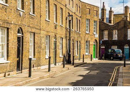 London October 2018. A View Of Beautiful Georgian Streets In Waterloo In London.