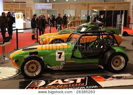 Essen, Alemania - 29 de Nov: Lotus Super Seven Roadster que se muestra en el salón del automóvil de Essen en Essen, Alemania,