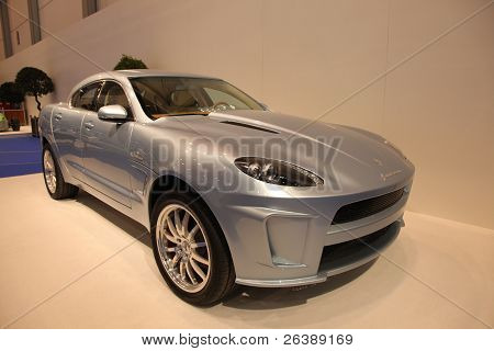 Fornasari R99 Suv de lujo