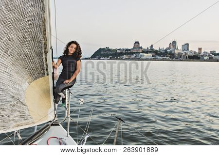 Yaghting Adventure People On The High Sea