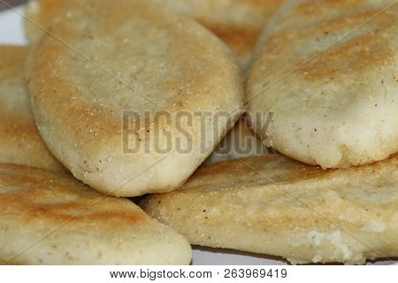 Cornmeal Bread Loafs - Mchadi From Georgian Cuisine