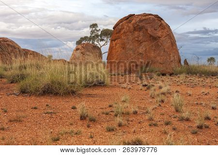 Devils Marbles (karlu Karlu) Conservation Reserve, Northern Territory, Australia