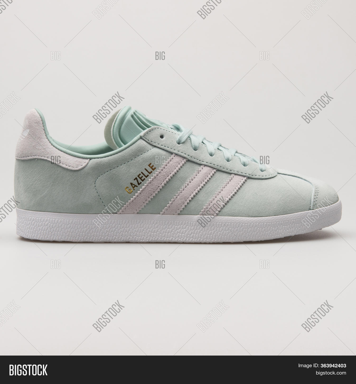 adidas gazelle light green