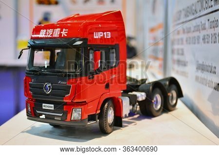 Pasay, Ph - July 15 - Shacman X3000 Tractor Scale Model Truck At Philauto Bus And Truck Show On July
