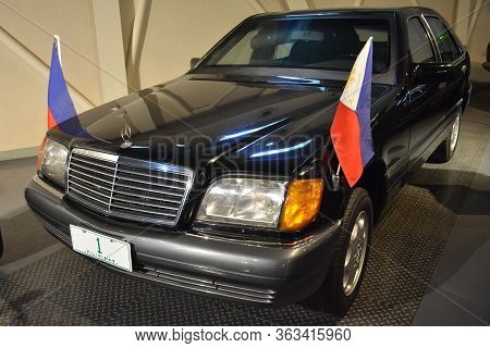 Quezon City, Ph - Apr. 28: Mercedes Benz S600 Used By President Joseph Estrada Display At Presidenti