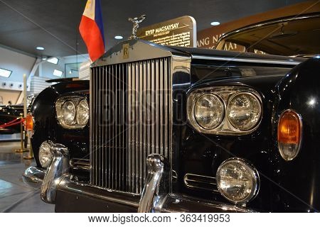 Quezon City, Ph - Apr. 28: 1960 Rolls Royce Phantom V Owned By Imelda Marcos Display At Presidential