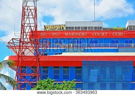 Cebu, Ph - June 17 - Jsu Psu Mariners Court Facade On June 17, 2017 In Cebu, Philippines.