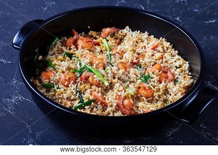 Thai Street Food: Fried Jasmine Rice Khao Phad Kung With Shrimps And Spring Onions With Sauce Served