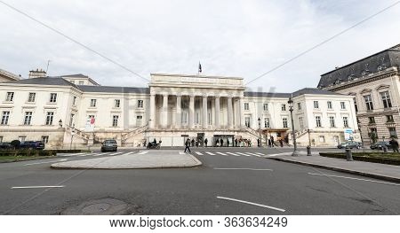 Tours, France - February 8, 2020: People Walking In Front Of The Palais De Justice (court Of Justice