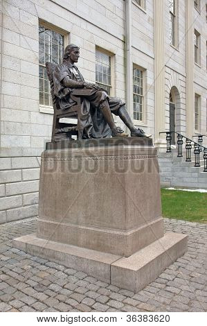 Socha John Harvard