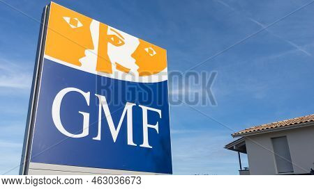 Bordeaux , Aquitaine  France - 01 10 2022 : Gmf Logo Brand And Text Sign Street Facade Insurance Com
