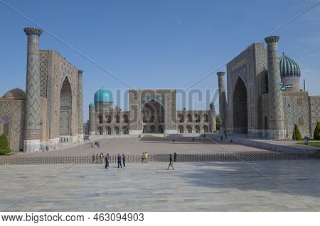 Samarkand, Uzbekistan - September 12, 2022: Registan Square On A Sunny September Day