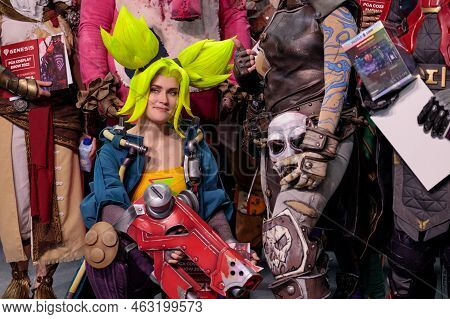Cosplay New Hero New League Of Legends Hero Zeri.