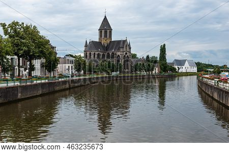 Oudenaarde, East Flanders Region -  Belgium - 07 11 2021 The Reflecting Church And Other Landmarks O