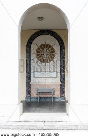 Tresigallo,italy-may 2, 2021:detail Of The Porch In Tresigallo During A Cloudy Day