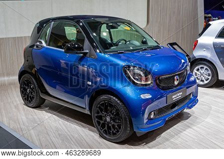 Smart Fortwo Edition Urbanshadow Car At The Paris Motor Show In Expo Porte De Versailles. France - O
