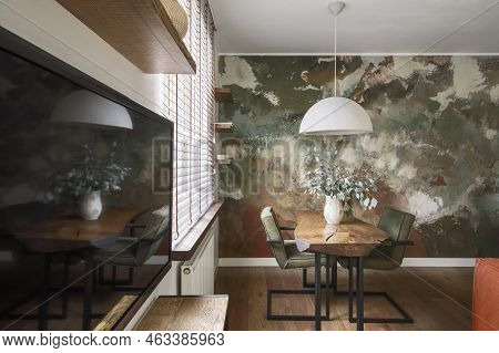 Modern Japandi Appartment Interior Design In Earth Tones, Natural Textures With Wooden Solid Oak Fur