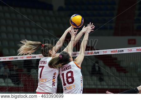 Istanbul, Turkey - April 02, 2022: Fatma Beyaz And Gamze Kilic In Action During Galatasaray Hdi Sigo