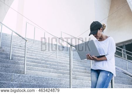 Business Woman Beautiful Female Working With Phone Device And Laptop Computer Aoutdoor Witting On A 