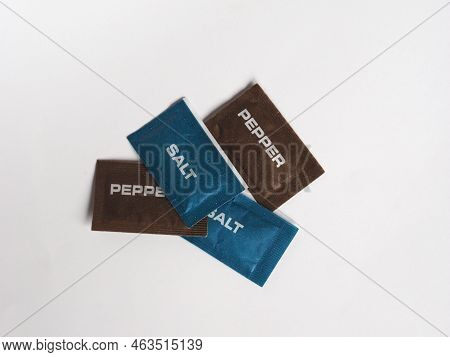 Single Dose Salt And Pepper Sachet