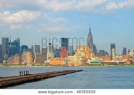 Budynki Nowego Jorku Manhattan widok z portu