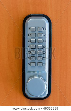 Fechadura com uma chave de código