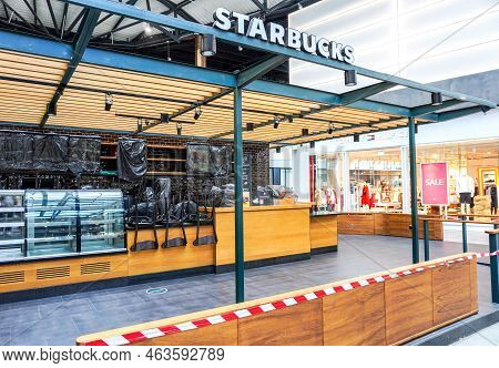 Samara, Russia - July 2, 2022: Closed Starbucks Cafe Interior In Samara Shopping Center Kosmoport. S