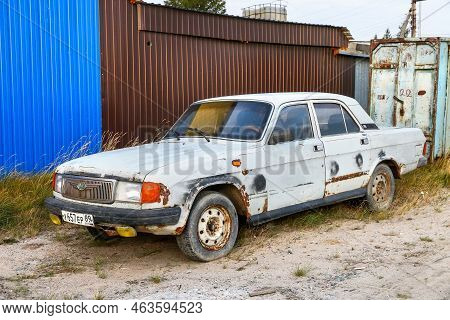 Novyy Urengoy, Russia - September 1, 2022: Abandoned Russian Car Gaz-31029 Volga In The City Street.