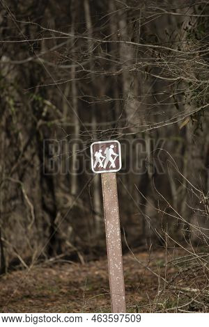 Hiking Path Marker, Black Bayou Lake National Wildlife Refuge, Monroe, Louisiana/usa - January 25, 2